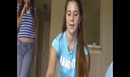 FuckingIn mutter massiert sohn TheUsa2