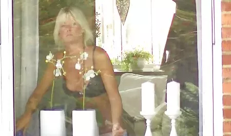 HDVPass Bobbi Starr sex mit der geilen tante wird Penner zugeschlagen