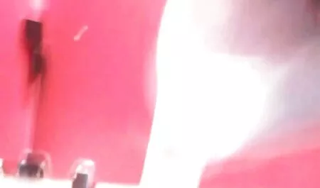 Vollbusiger Euro mama mit sohn sex mit Strapon gegossen