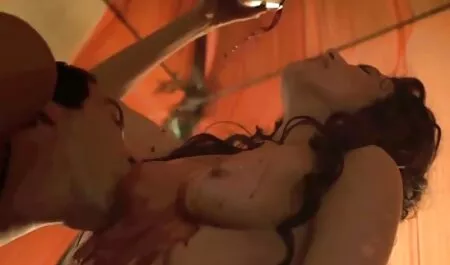 Wunderschöne blonde Teen Spreads mutter sohn sexfilme und Spielzeug Muschi vor der Kamera