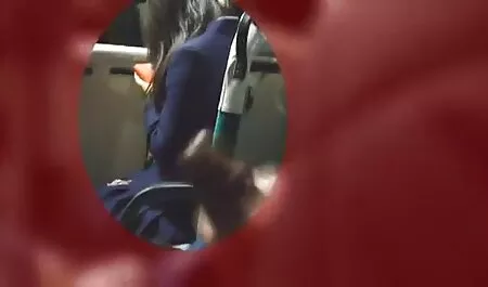 Japanisch mit natürlichen Monsterbrüsten sex mit deutscher mama