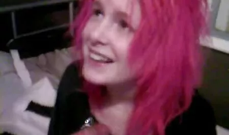 Lilly Roma mutter inzest tube Studio 66 Büroclip 2