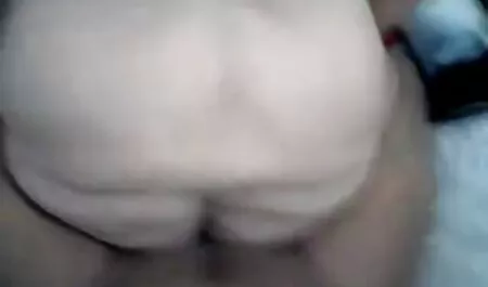 Fick den engen Arsch seiner sex mit mama und oma Frau