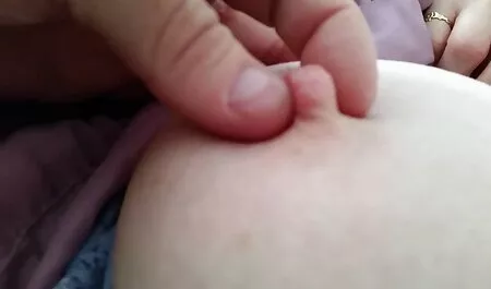 Heiße lesbische Milfs in Mesh-Dessous 69 ficken sich gegenseitig und ficken mama braucht sex einen großen Schwanz