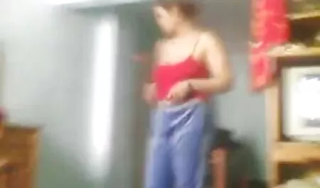 Chica en chat muestra tetas sohn hat sex mit mama y se korrig su concha